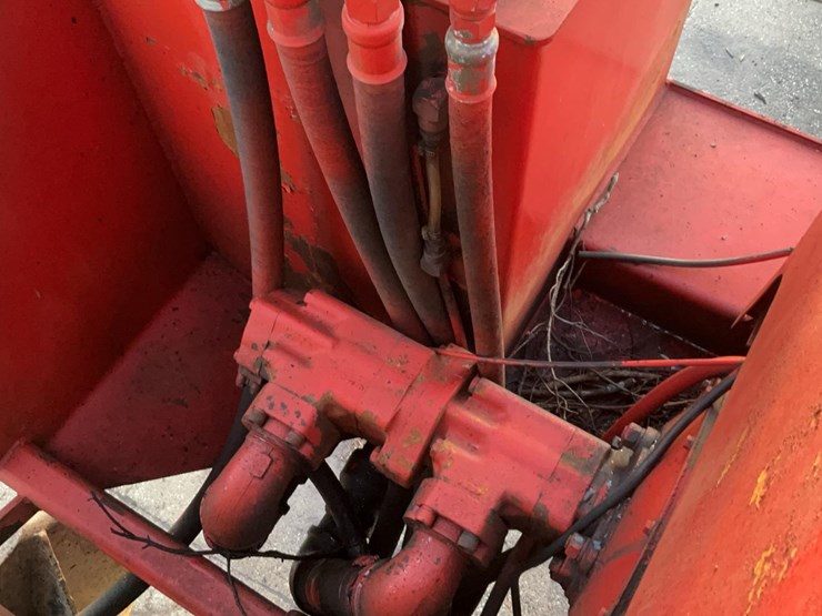 1989-mack-dm690s-image-34