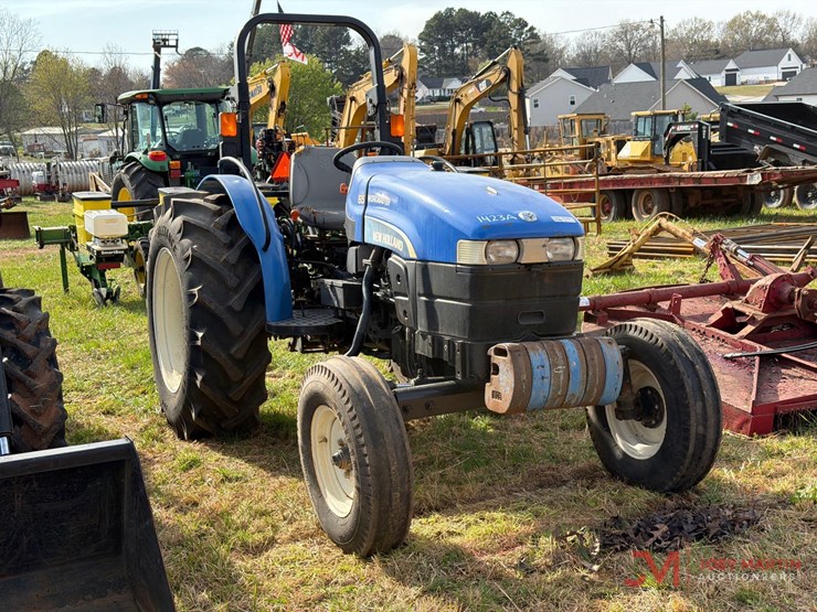 new-holland-workmaster-65-image-19