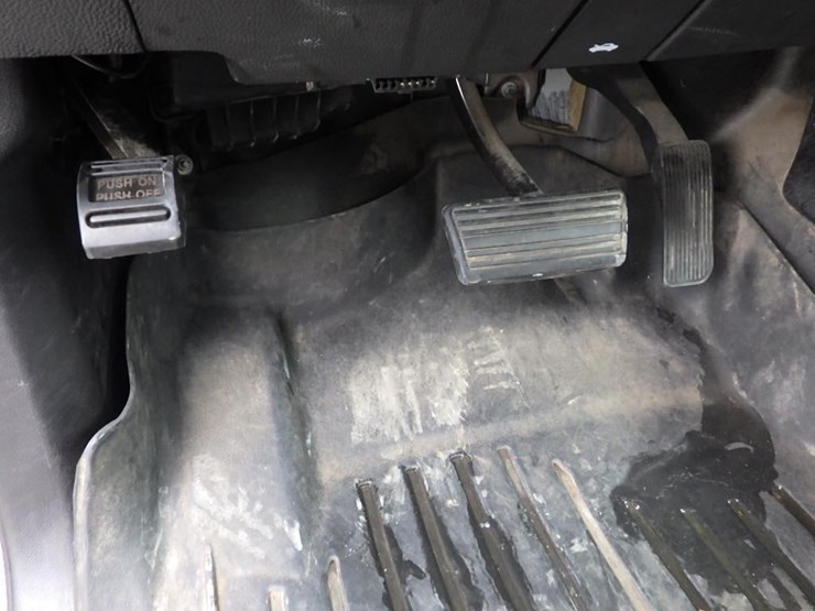 2017-chevrolet-2500-image-20