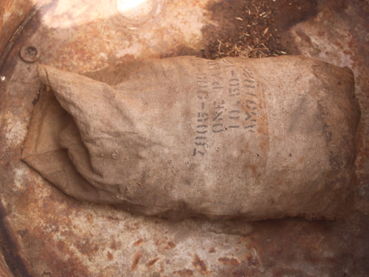 #3003-•-pallet-of-assorted-steel-tubs-and-chains-image-7