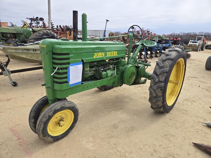 john-deere-b-image-1
