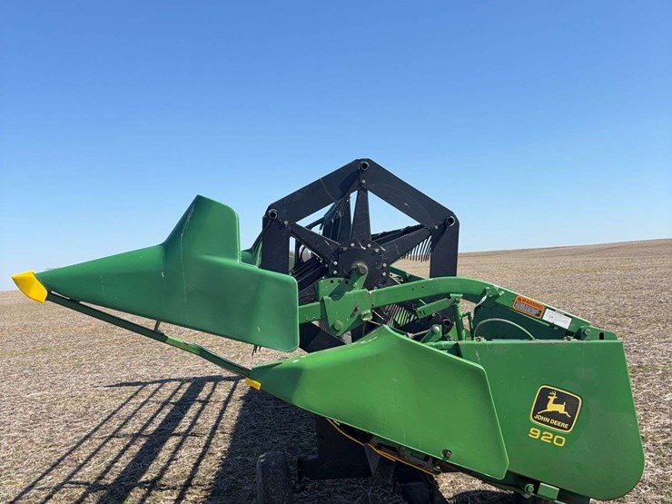 john-deere-920-image-2