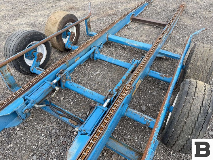 blueline-mfg.-16'-bin-trailer-image-17