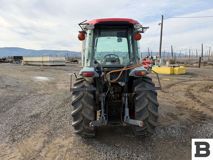 2016-kubota-m8540hd-image-4