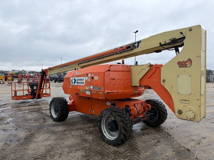 2016-jlg-800aj-image-7