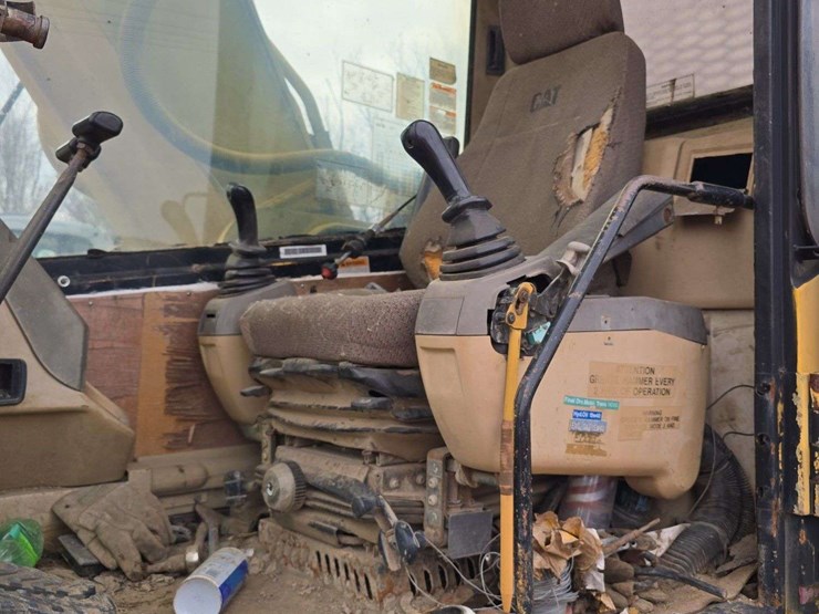 1998-caterpillar-325b-image-8