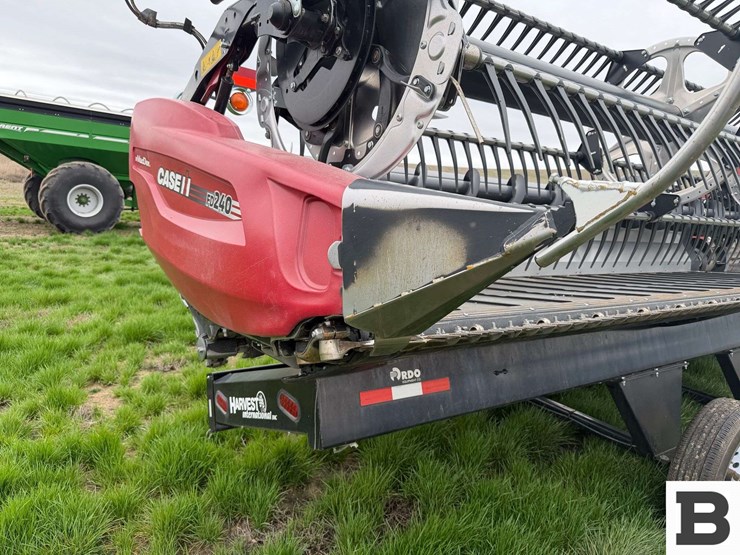 2023-mac-don-fd240-image-44