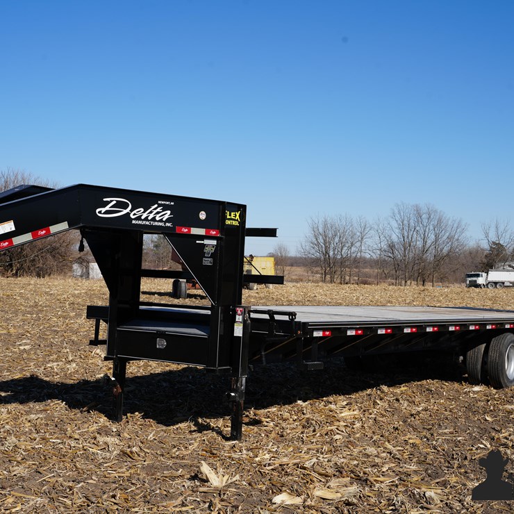 2021 Delta T/A Gooseneck Flatbed Trailer