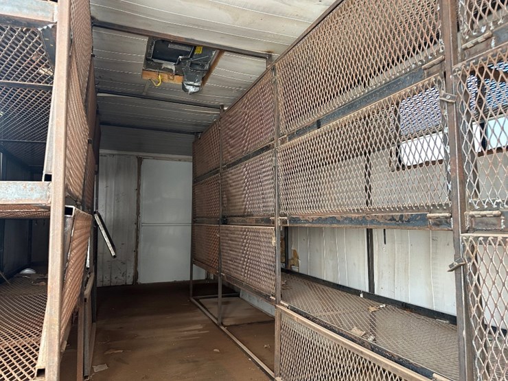 2006-w-w-trailer-20'-t/a-enclosed-trailer-image-6