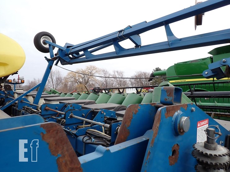 kinze-3800-image-20