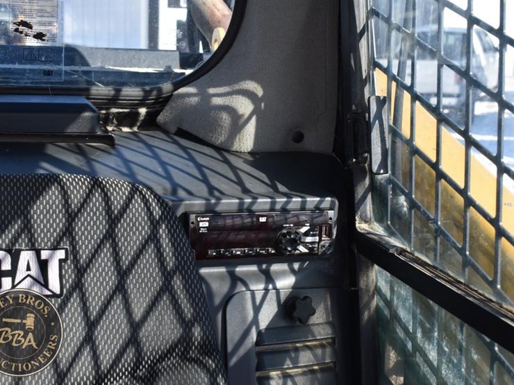 2020-caterpillar-289d3-image-107