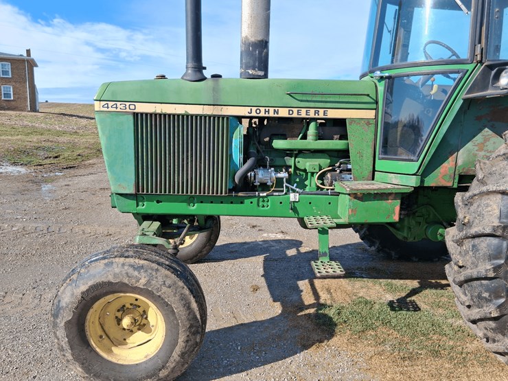 john-deere-4430-image-5