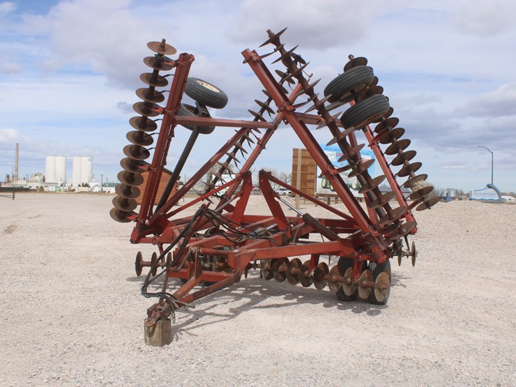 international-490-image-11