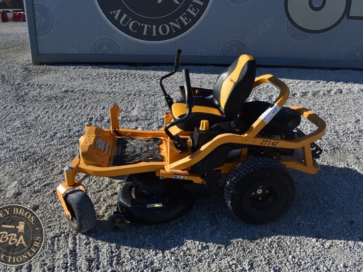 cub-cadet-ultima-zt1-42-43293-image-5