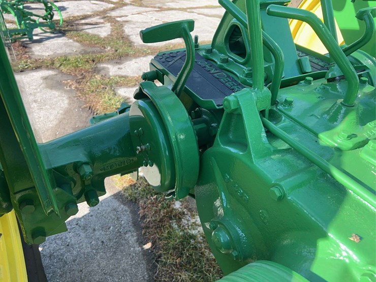 john-deere-model-b-image-32
