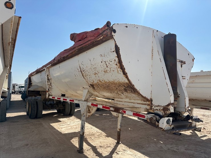 2014-axle-end-dump-image-3