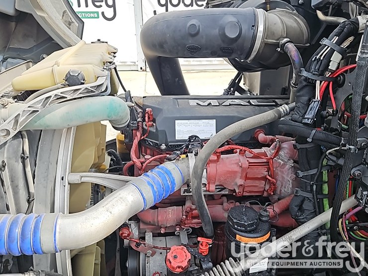 2020-mack-mack-anthem-t64-6x4-truck-tractor,-day-cab,-mp-7-425hp-diesel-engine,-automatic-m-drive-transmission-image-27