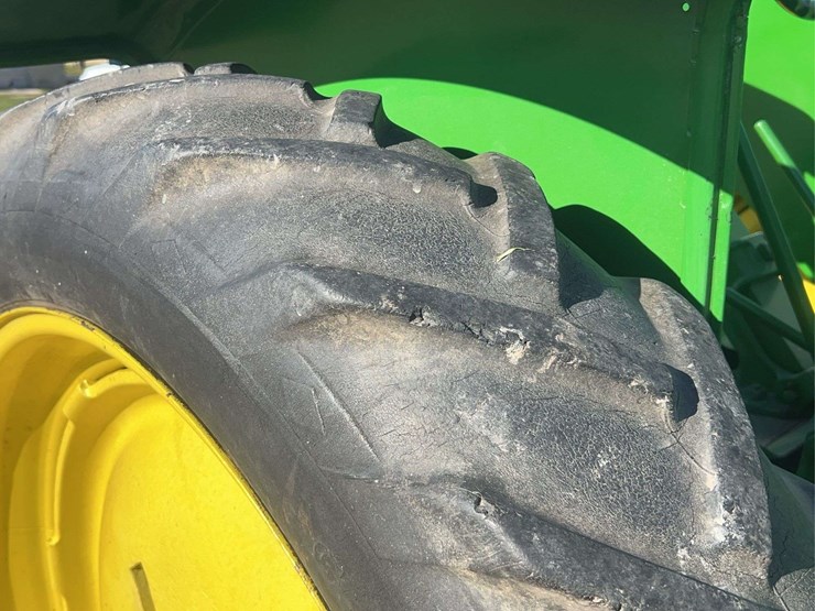 john-deere-model-b-image-39