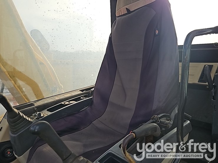 caterpillar-307c-image-35