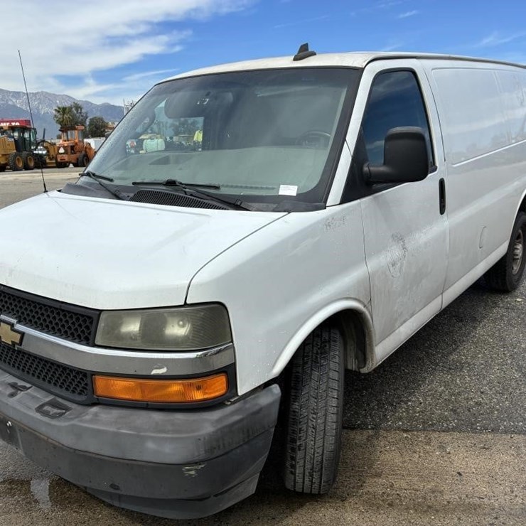 2018 CHEVROLET EXPRESS 2500