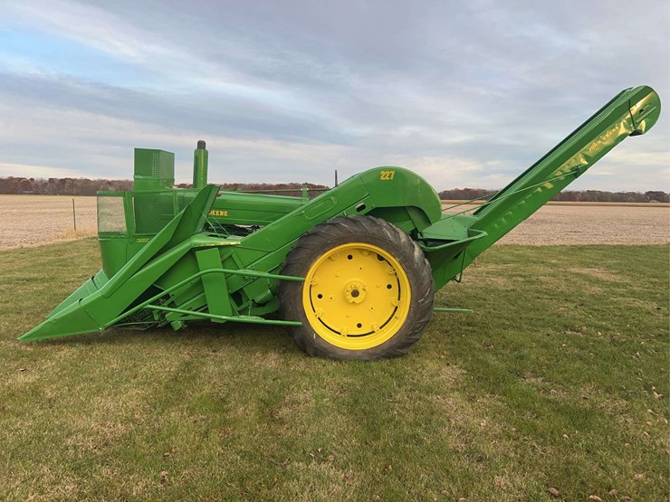john-deere-227-image-2