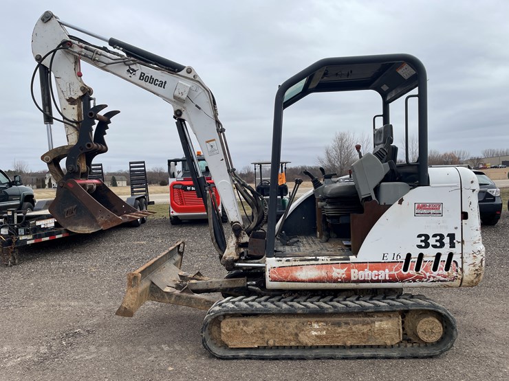 2006-bobcat-331g-image-7