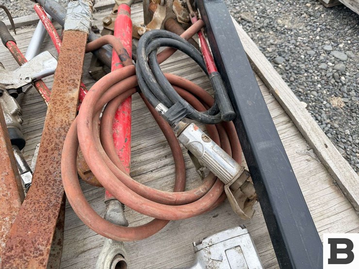 pto-driveline,-tractor-top-links,-roll-over-bar,-air-powered-tools-image-6