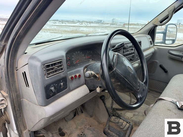 2001-ford-f350-image-34