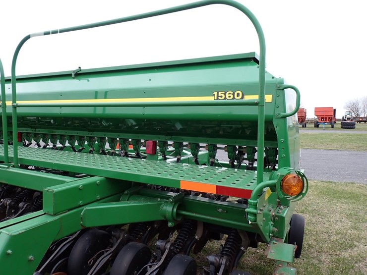 john-deere-1560-image-8
