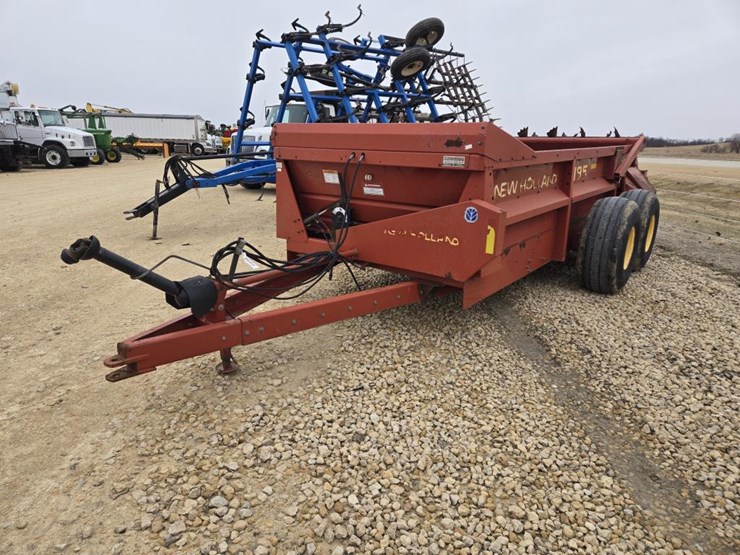 new-holland-195-image-5