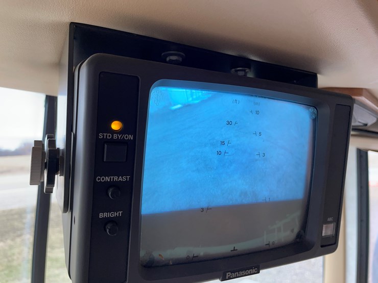 #2026-•-1999-ford-fleetwood-bounder-32h-rv-(has-wi-title)-image-35