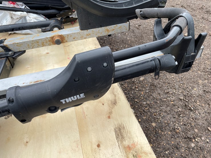 #3057-•-thule-2-bike-hitch-rack-image-10