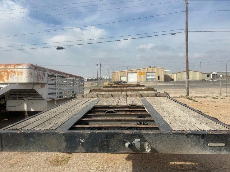 2009-great-dane-48-image-2