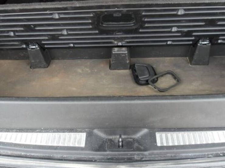 2016-gmc-yukon-denali-image-63