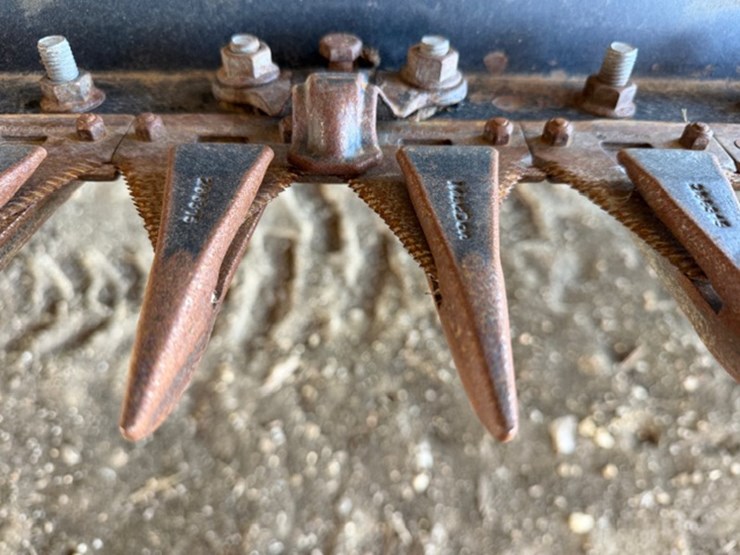 2023-mac-don-fd240-image-6