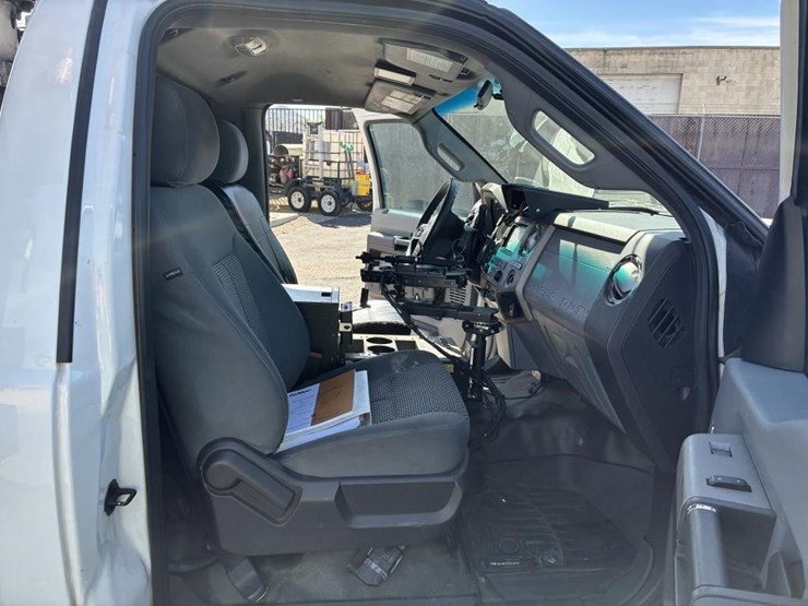 2016-ford-f550-sd-image-9