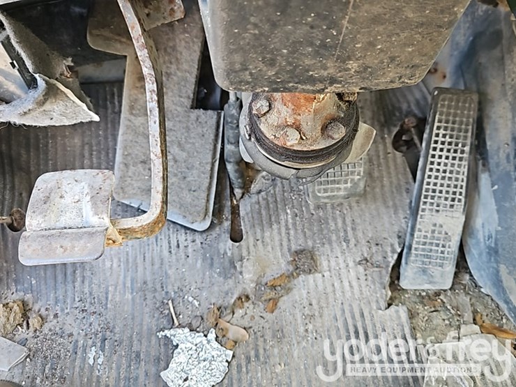 1995-ford-l8000-image-34