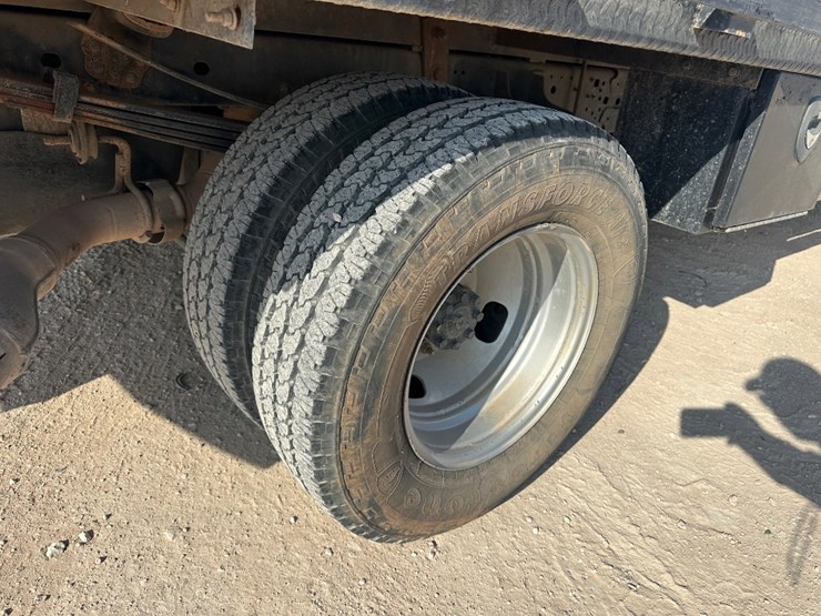 2019-ford-f350-image-4