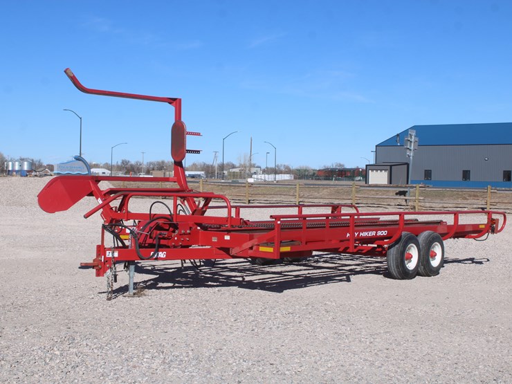 proag-hay-hiker-900-image-2