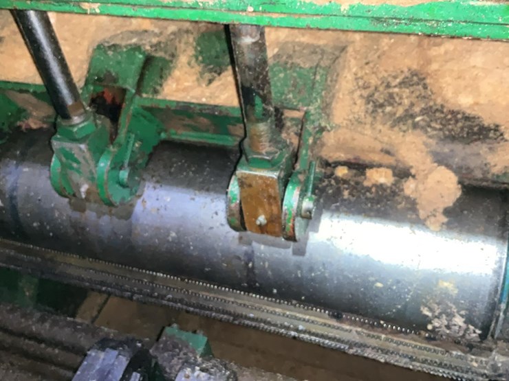 #218-•-salem-3-saw-board-edger-image-12