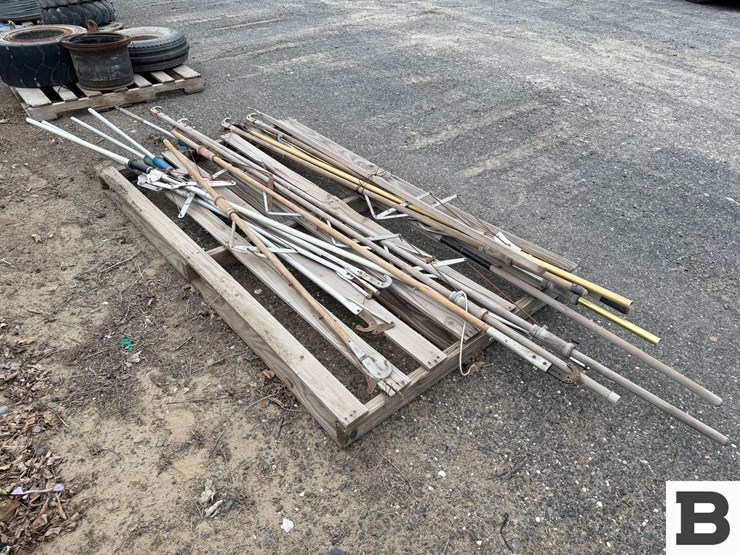 mechanical-pruning-pole-hooks-image-3