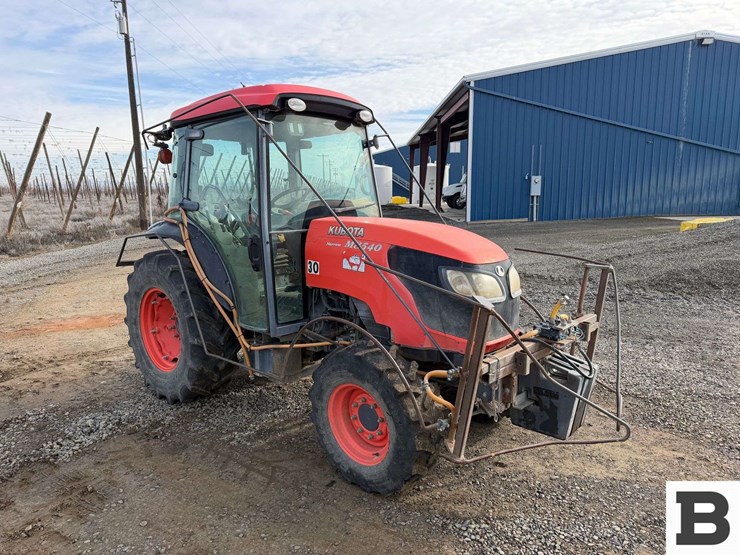 2016-kubota-m8540hd-image-7