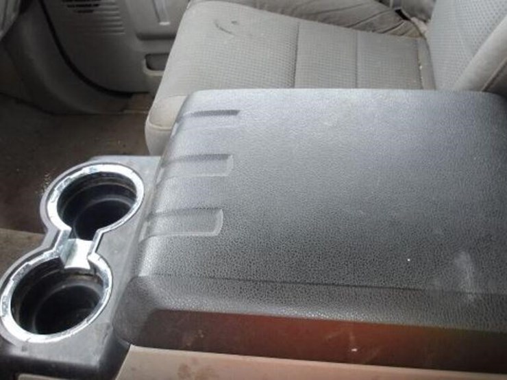 2010-ford-f250-xlt-image-31