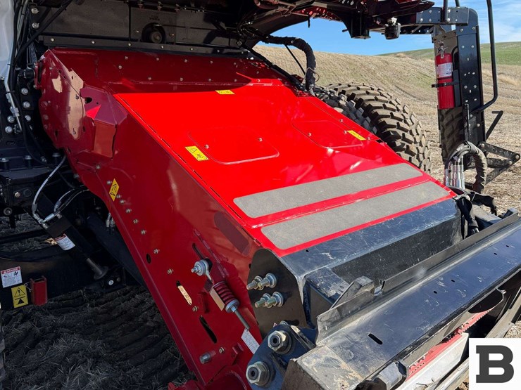 2025-case-ih-8260-image-69