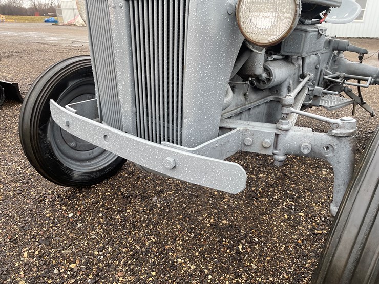 2019-ford-9n-image-11