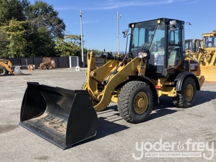 2014-caterpillar-907h2-image-2