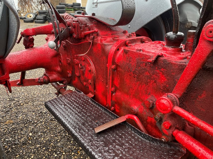 2018-ford-8n-image-15