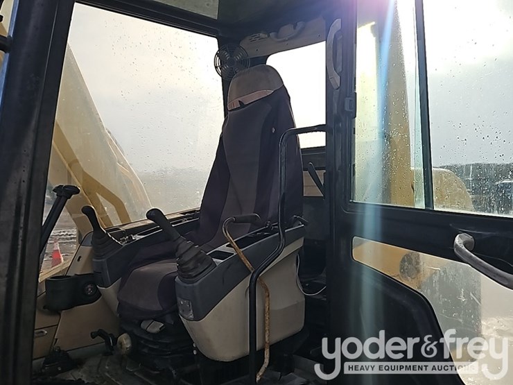 caterpillar-307c-image-34