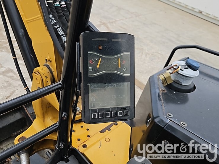 2023-caterpillar-306-image-43