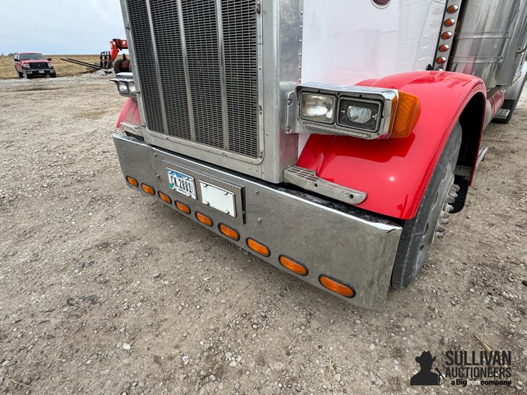 2003-peterbilt-379-image-9